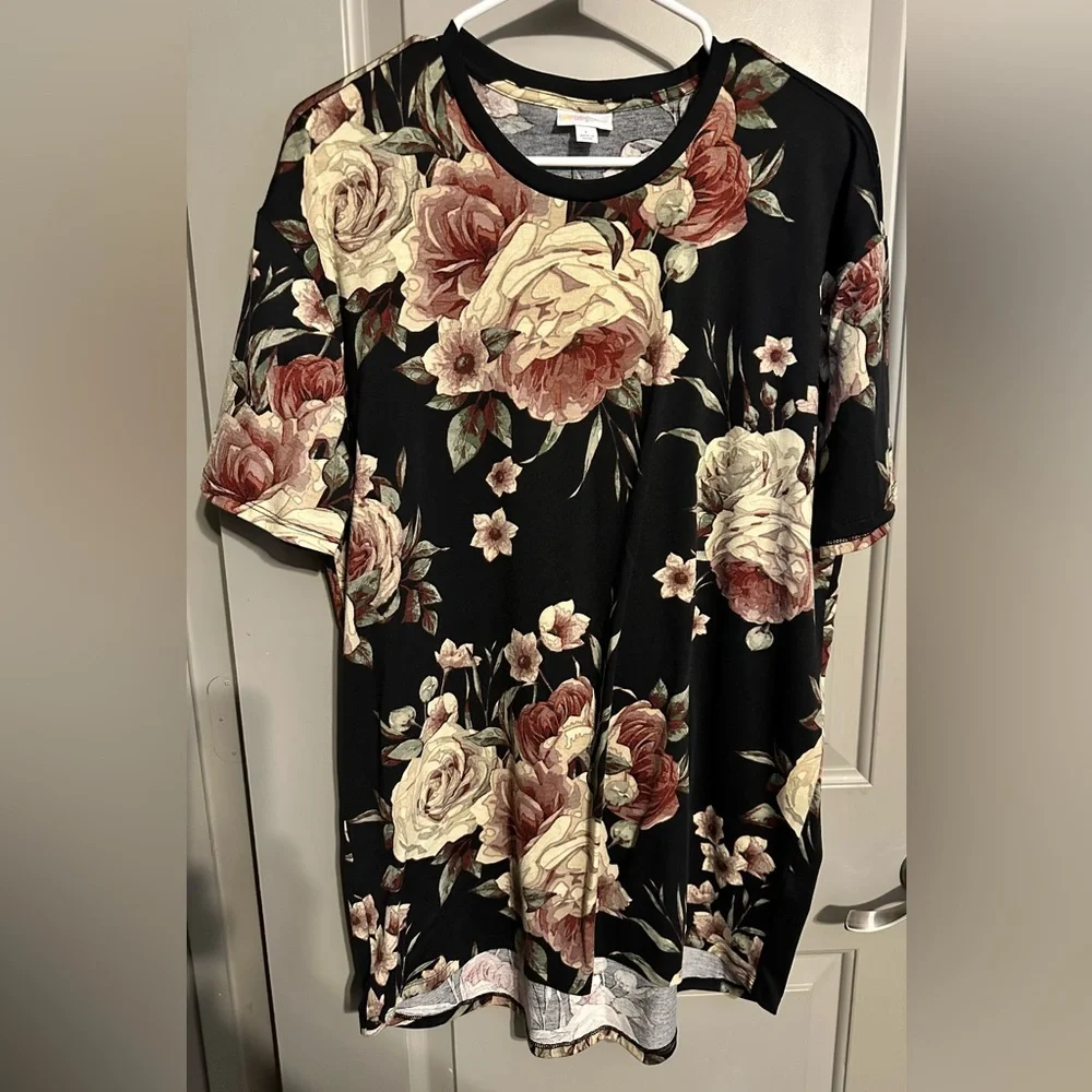 LuLaRoe Size L Short Sleeve Floral Tunic NWOT - Picture 1 of 5